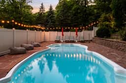 Silverline Social Club |Pool|Gameroom|HT|Sauna - Image 4