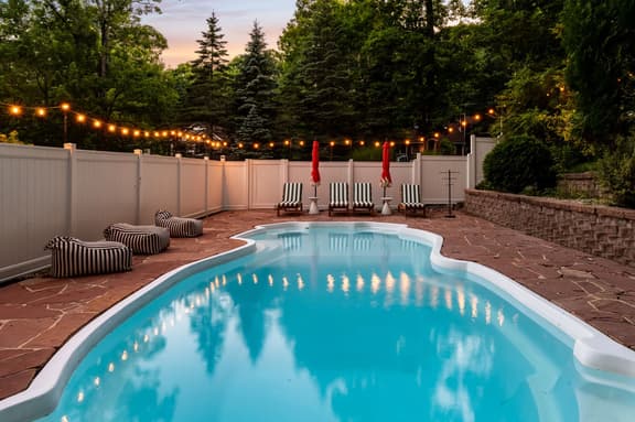 Silverline Social Club |Pool|Gameroom|HT|Sauna